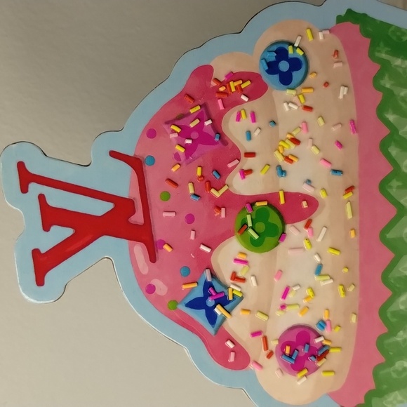 Home Designs LV Confetti Dessert Cupcake Wooden Home Decore - Picture 2 of 4